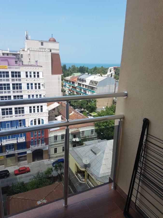 Apartment Lotos Batumi 72 Exterior foto